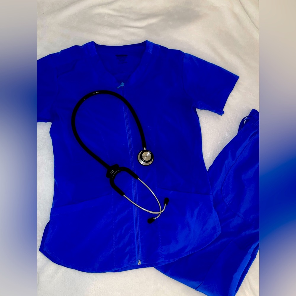 Zip up Stretchy Royal Blue scrub set 🌀